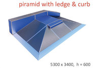 Piramid with edge & curb